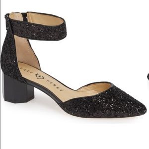 Katy Perry - EUC - worm once yo wedding!